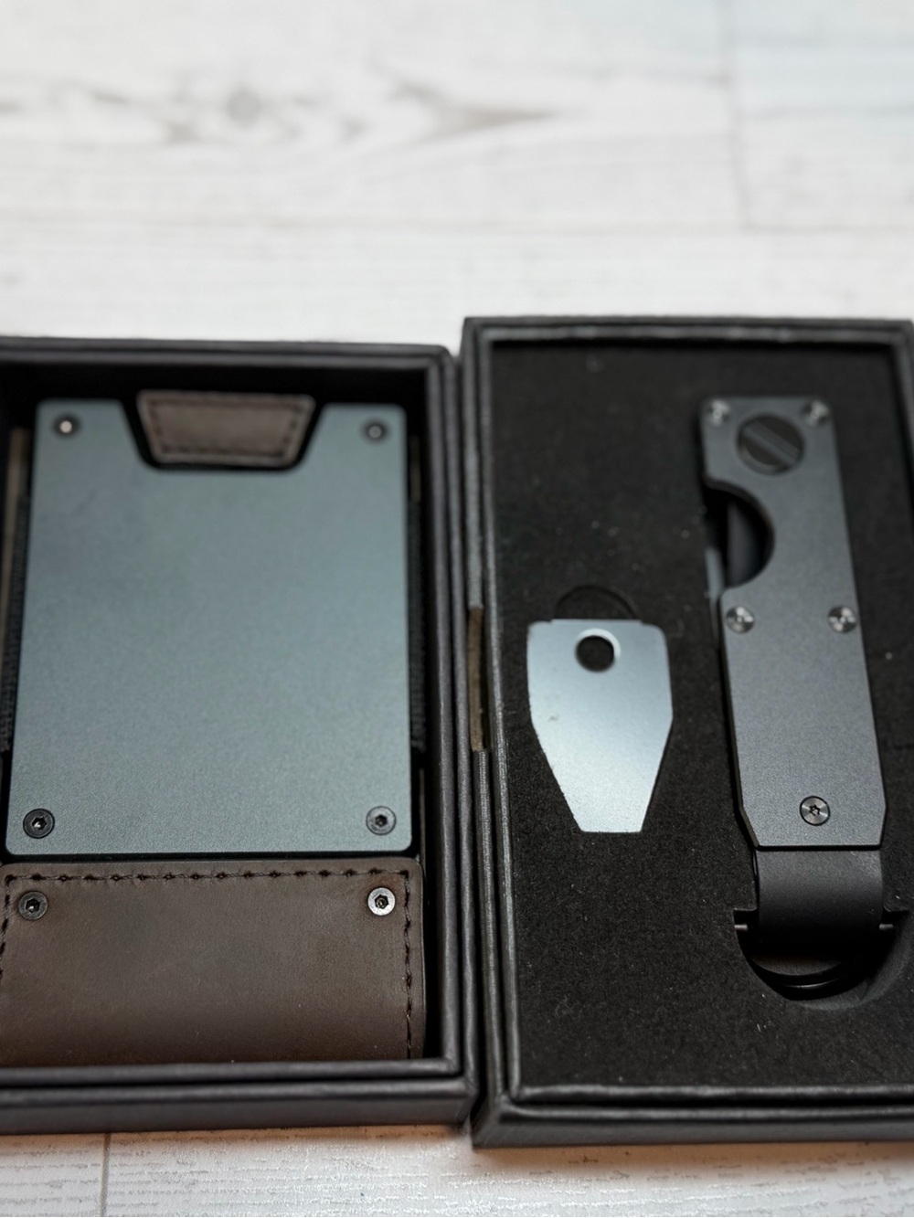 MENS SLIM METAL CARD HOLDER CASH STRAP MINIMALIST PULL TAB WALLET+BLK KEYCASE